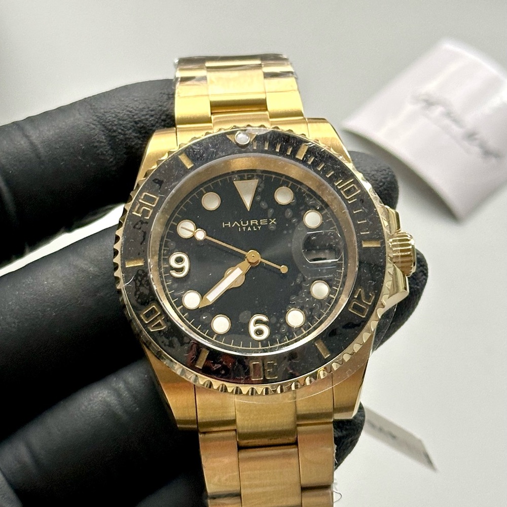 Haurex Italy Barracuda 4Y512UNN Automatic Limited Edition 43mm Diver Watch